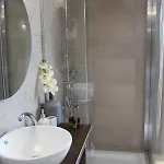 Art Aparthotel 4*