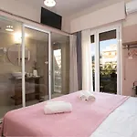 Art Apartahotel 4*
