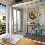 Art Apartahotel