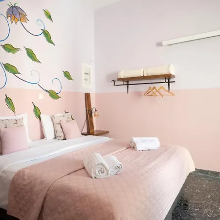 Art 4* كالاماتا