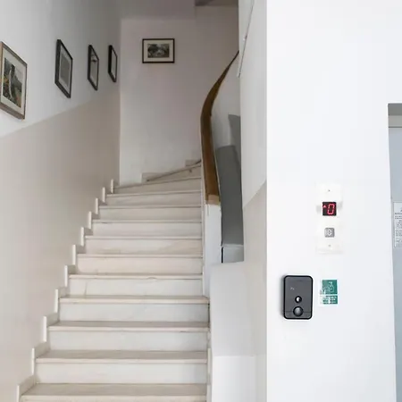 Art 4* كالاماتا