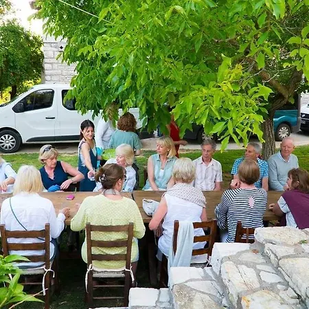 شقة فندقية Art