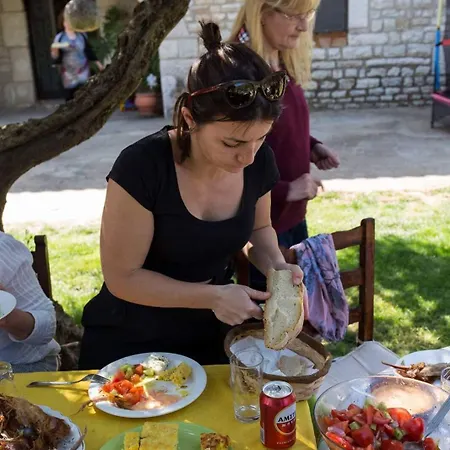 Art Apartahotel Kalamata